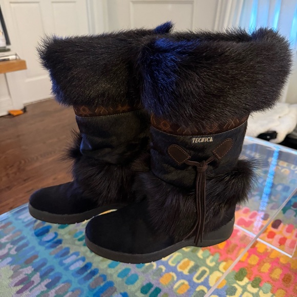 SOLD - Picture 3 of 6